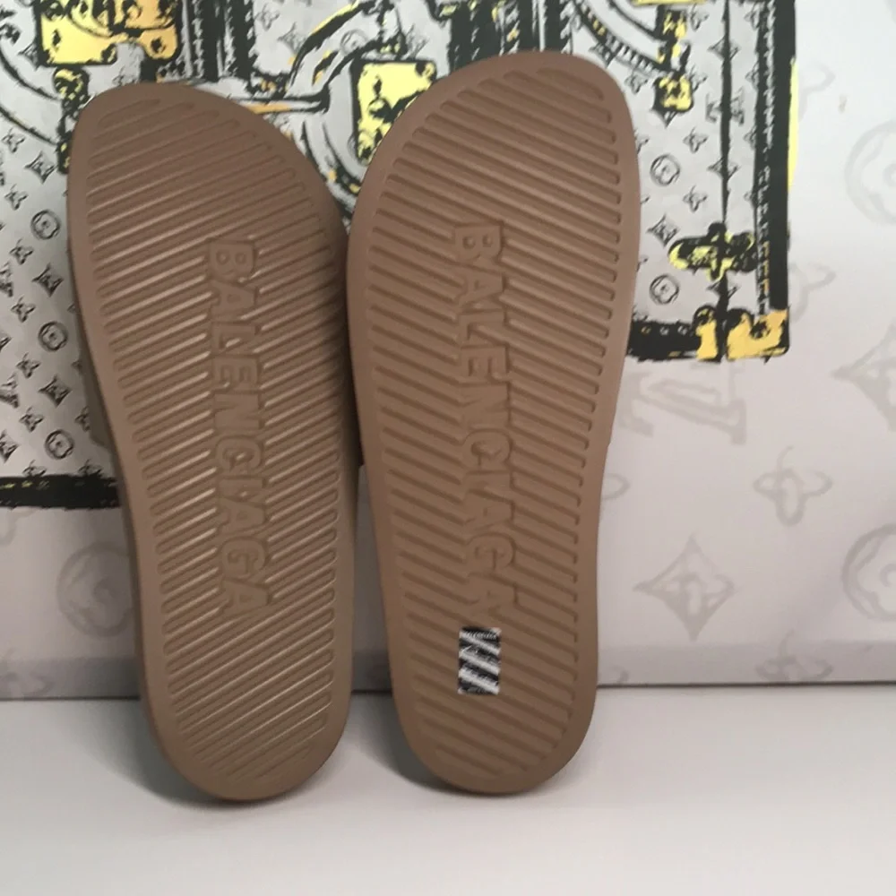 New Authentic Balenciaga Pool Slides | Effortless Style, Iconic Comfort - Picture 9 of 9
